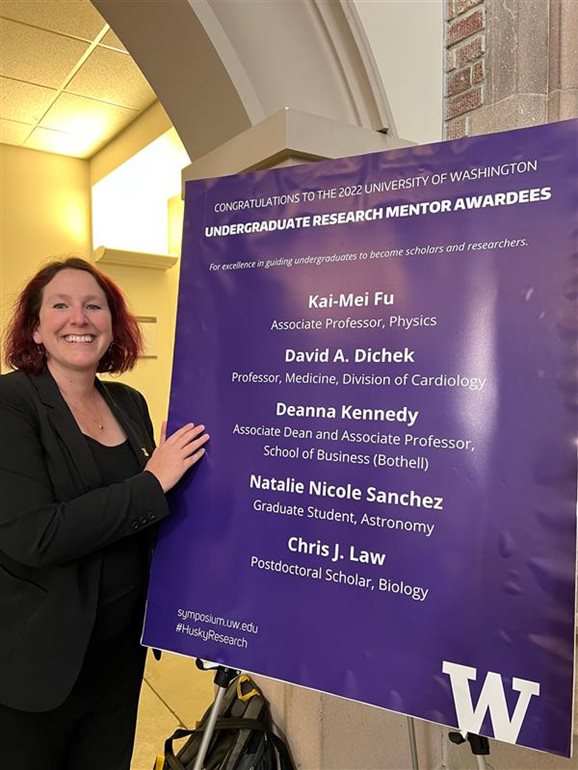 Dr. Deanna Kennedy, School of Business, received an Undergraduate Research Mentor Award for excellence in guiding undergraduates to become scholars and researchers.