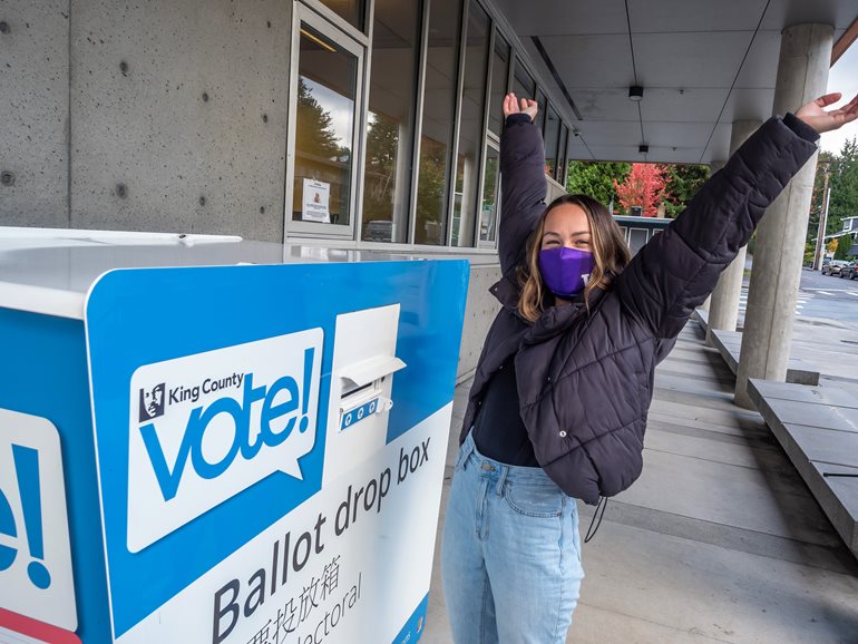 Elisabeth Schnebele voting